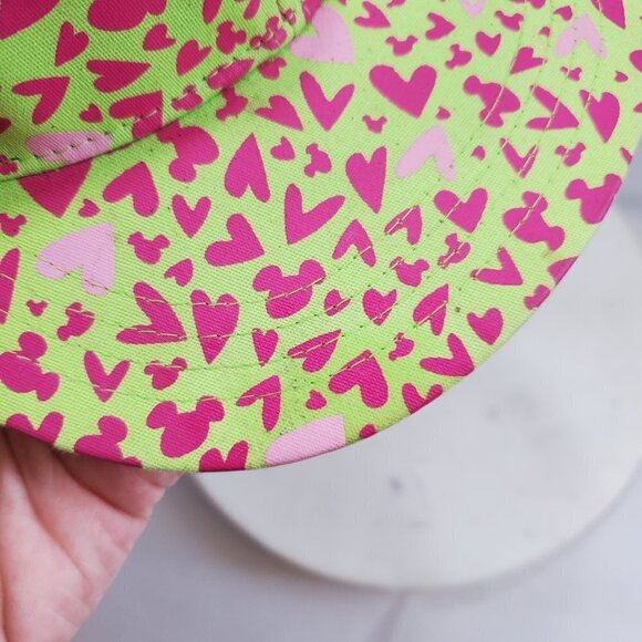 DISNEY Parks‎ Baseball Cap Green Pink Hearts Mickey Mouse Adult Size Stretch Fit - Picture 7 of 8